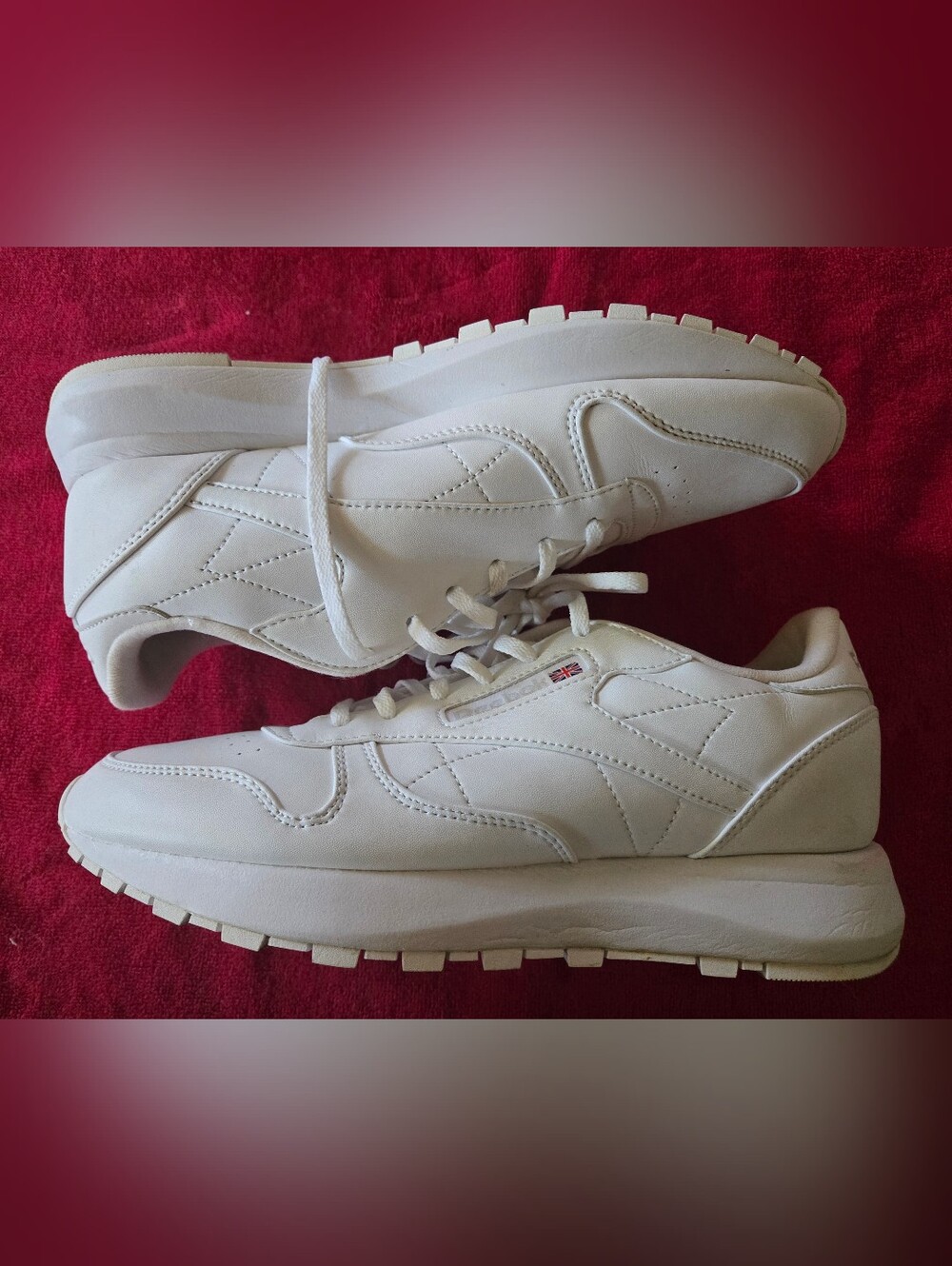 Women’s Size 10 Classic SP Vegan Reebok’s